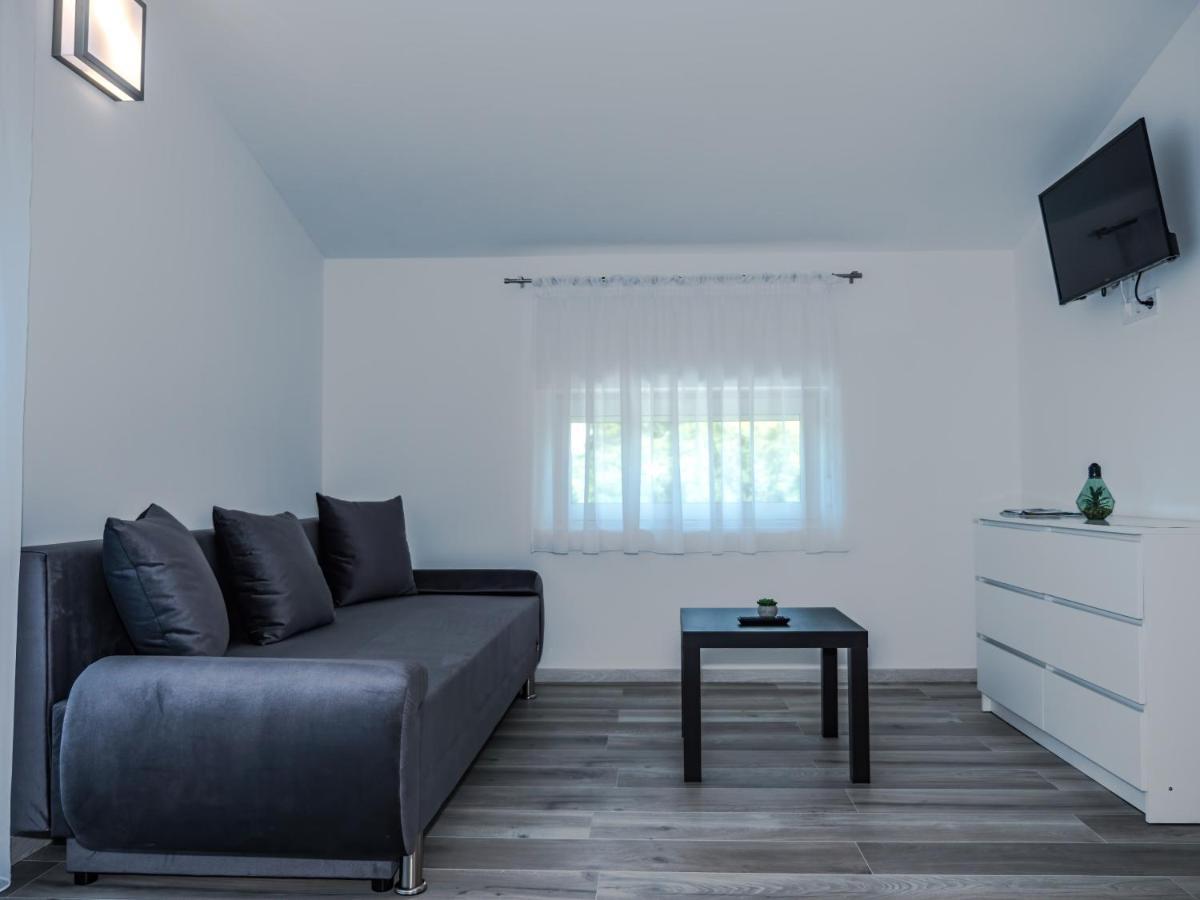 Feda Apartmanhaz Balatonboglár Exterior foto