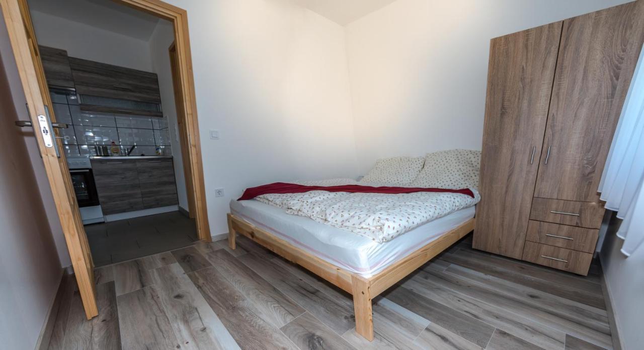 Feda Apartmanhaz Balatonboglár Exterior foto