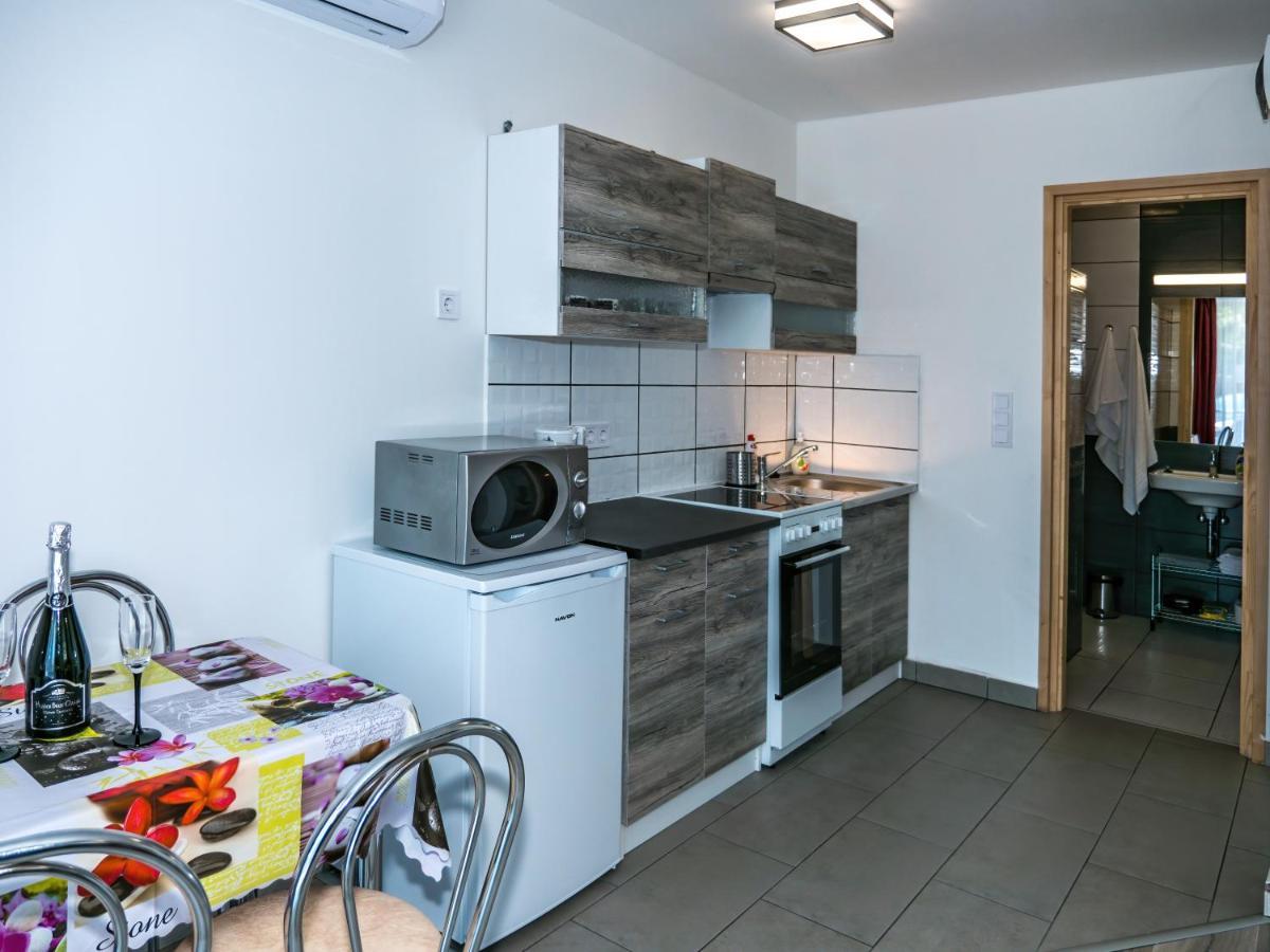 Feda Apartmanhaz Balatonboglár Exterior foto
